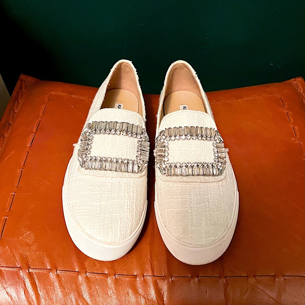CLEAN Karl Lagerfeld Paris Slip On Shoes Diamond Crystal Embellishment 8.5 B